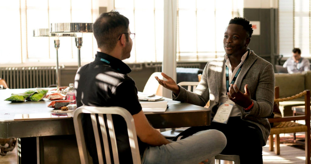 adult-business-casual-935949